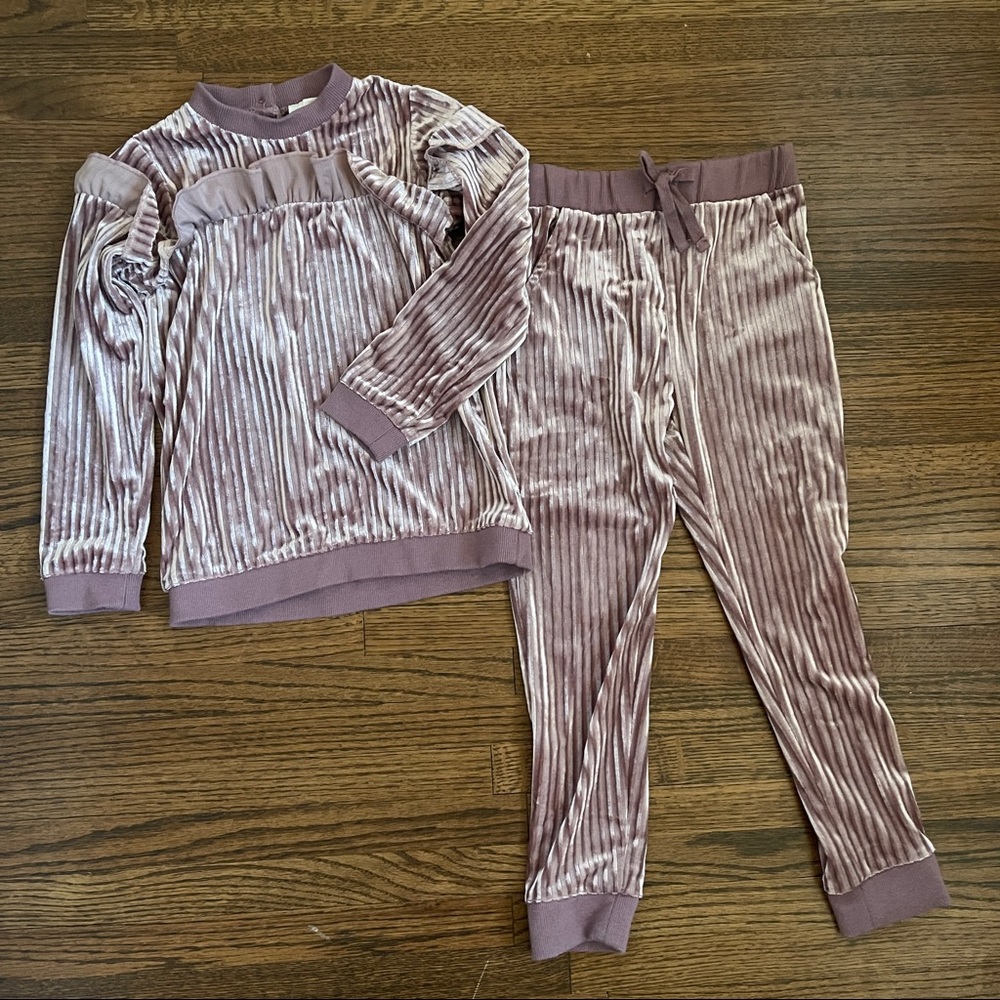 Creamie European 2 piece ruffle pleated jogging suit Sz 5